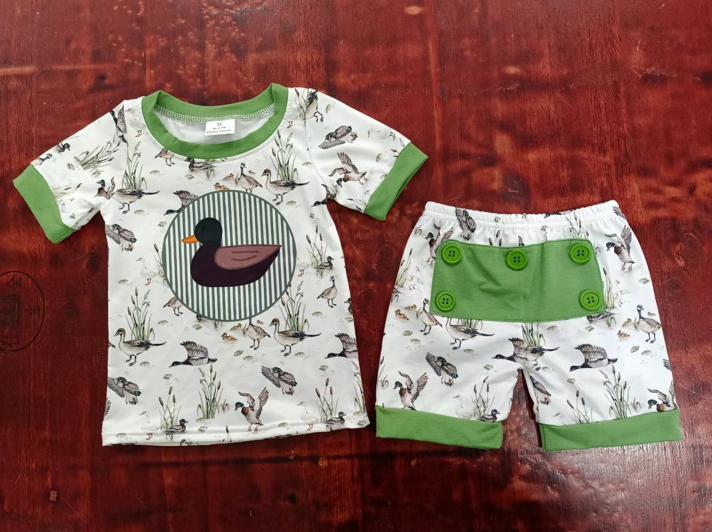 custom moq 5 eta 4-6weeks summer baby boys clothes duck green short sleeve shorts set