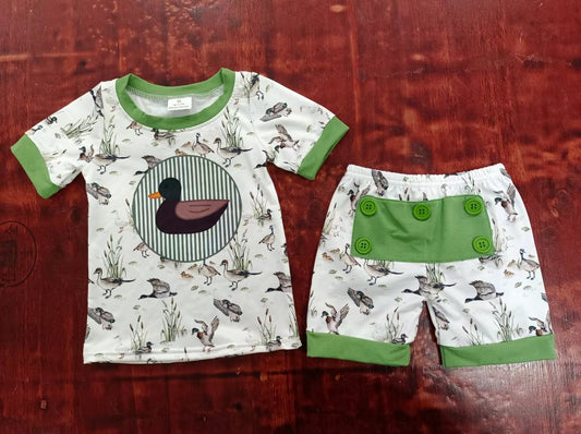 custom moq 5 eta 4-6weeks summer baby boys clothes duck green short sleeve shorts set