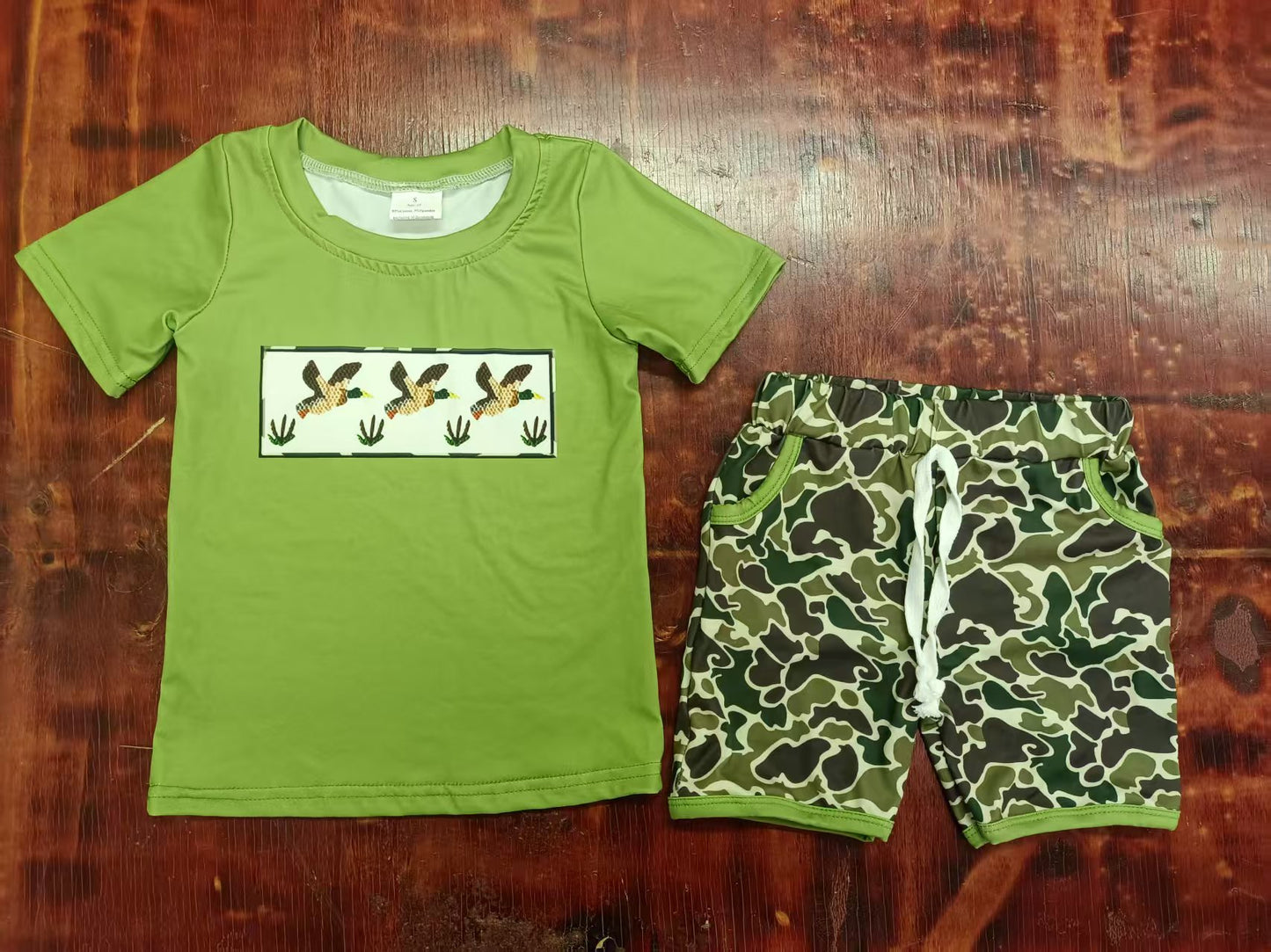 Custom moq 3 eta 6-7weeks baby boys clothes duck camouflage green short Sleeve shortssets-25.4.30