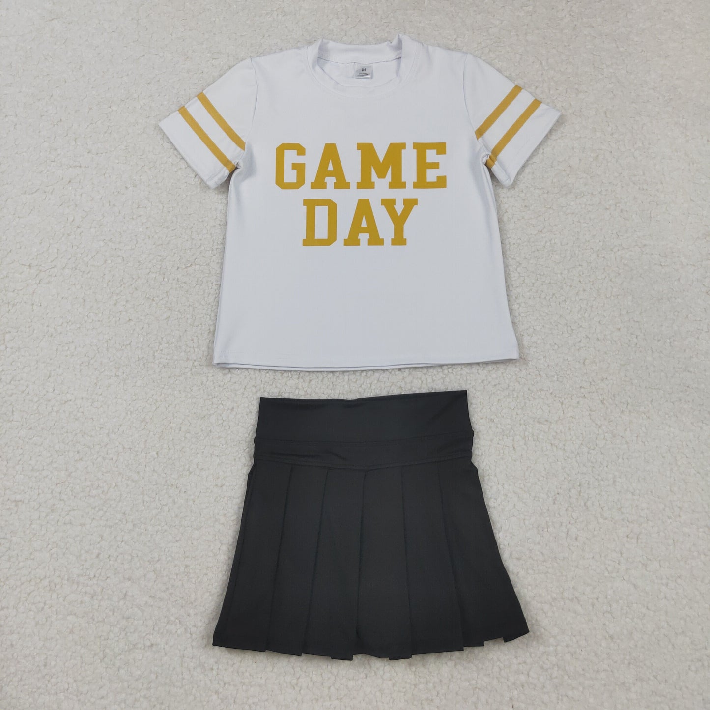 RTS NO MOQ（In Stock) GT1115+GLK0087 Game Day white yoga short-sleeved top with offset gold lettering and stripes Solid black yoga skirt set