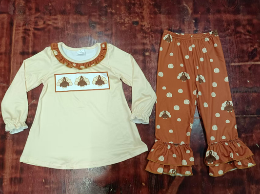 Custom moq 3 eta 6-7weeks Beige Turkey Long Sleeve Initiative - Beige Pumpkin Turkey Brown Pant Suit