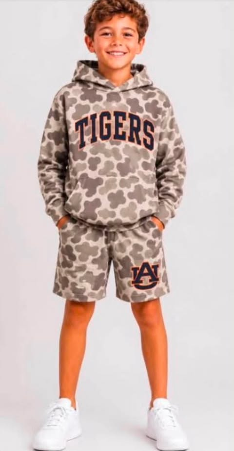 custom moq 5 mix size milk silk fabric DYGEJN0101 Baby Boys  Camo Hoodie And Shorts Team Outfit