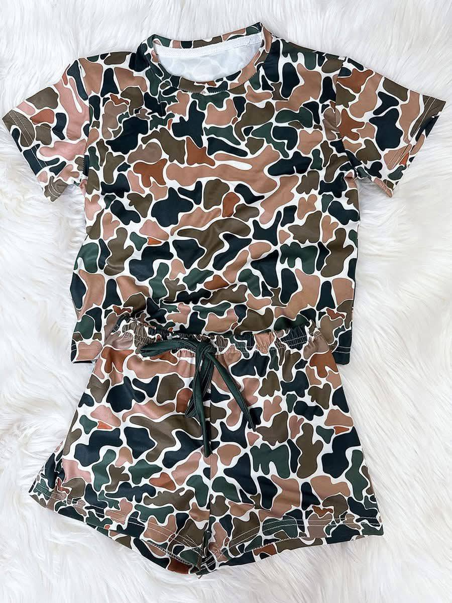 Custom moq 5 each style eta 6-7weeks baby girl short sleeve shorts set 1 and sets 2 and adult set 1 and adult set 2