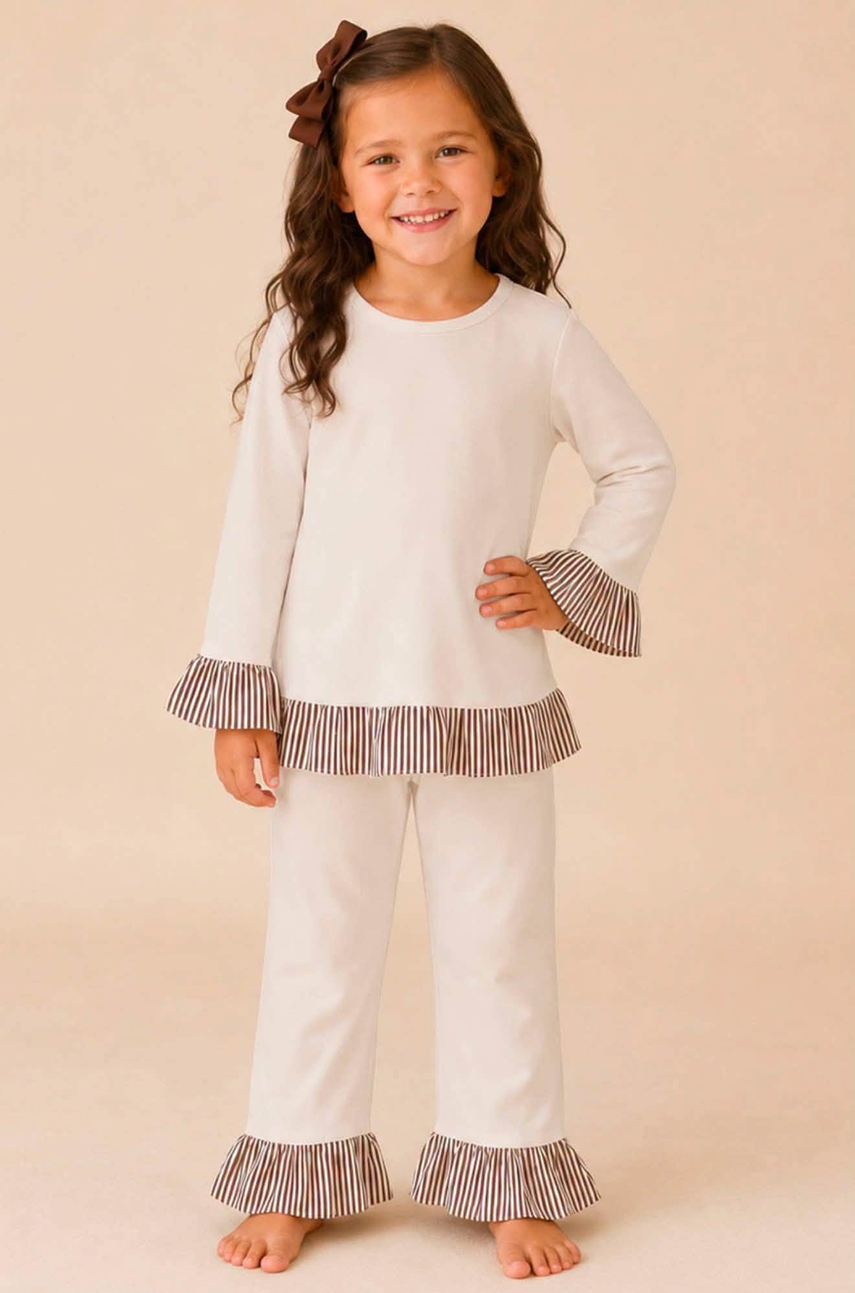 custom moq 5 mix size Cotton fabric EAROML0101 Baby Girls Long Sleeve Ruffle Trim Top Stripe Ruffle Cuff Hem Pant Pajama Set
