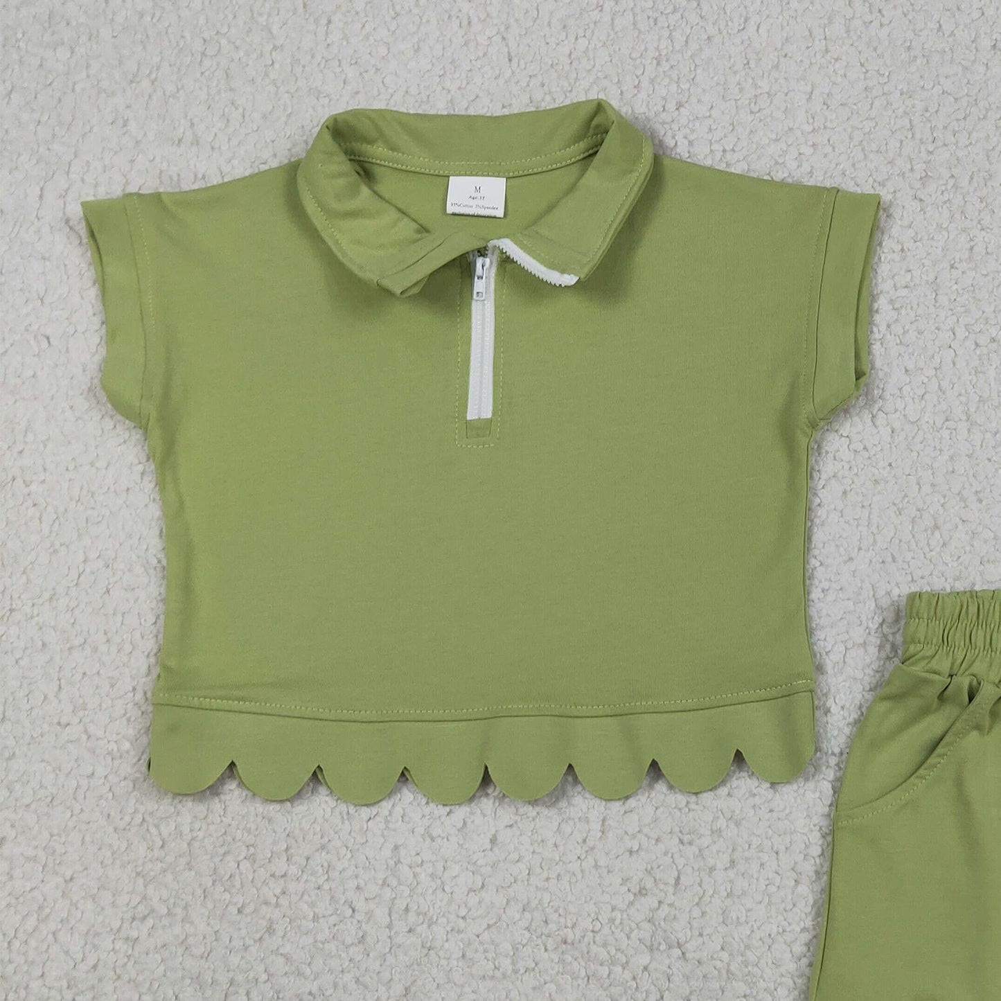 RTS NO MOQ cotton GSSO3375 Toddler Girls Green Zip Pullover Top with Pockets and Scallop Shorts Set