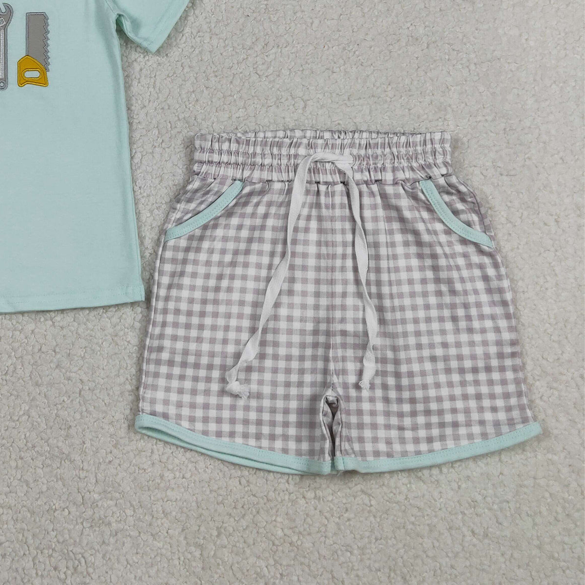 RTS NO MOQ BSSO1666 Baby Boys Embroidery Tools Top with Checked Pockets Shorts Clothing Set