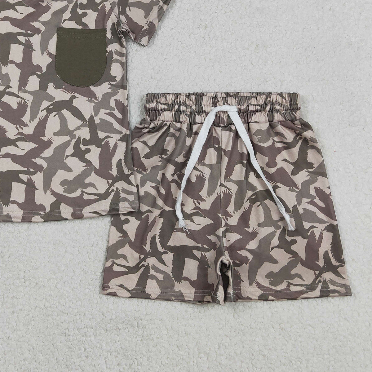 RTS NO MOQ BSSO1795 Baby Boys Camouflage Pajamas Set with Pocket Top And Shorts Hunting Sleepwear for Infants