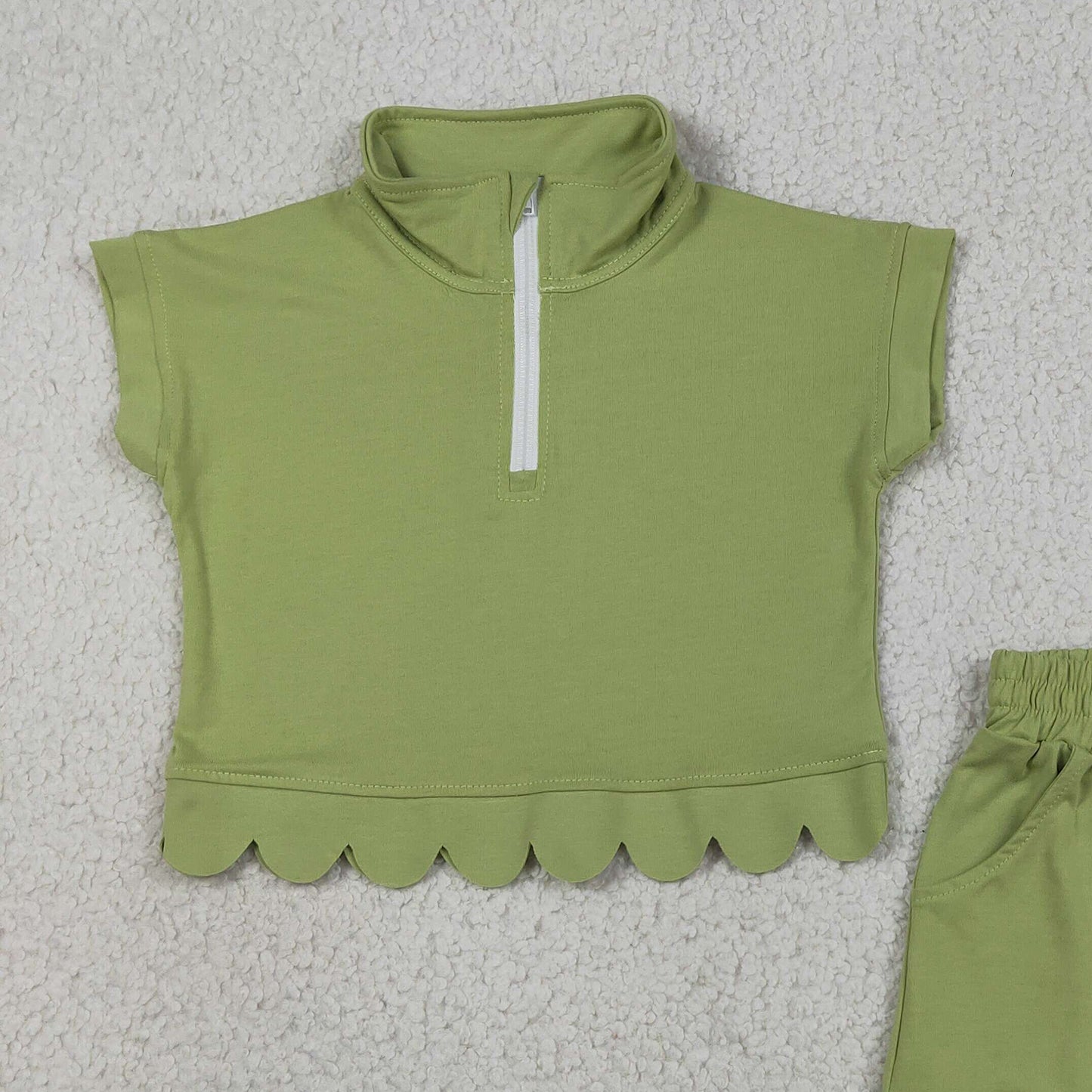 RTS NO MOQ cotton GSSO3375 Kids Girls Green Plaid Scallop Edge Short Clothes Set