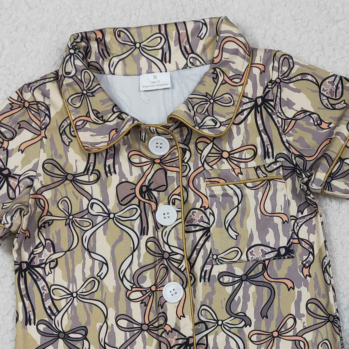 RTS NO MOQ GSSO3126 Baby Girls Southern Olive Camo Pajamas Set with Bows Button Pocket Top And Ruffle Shorts