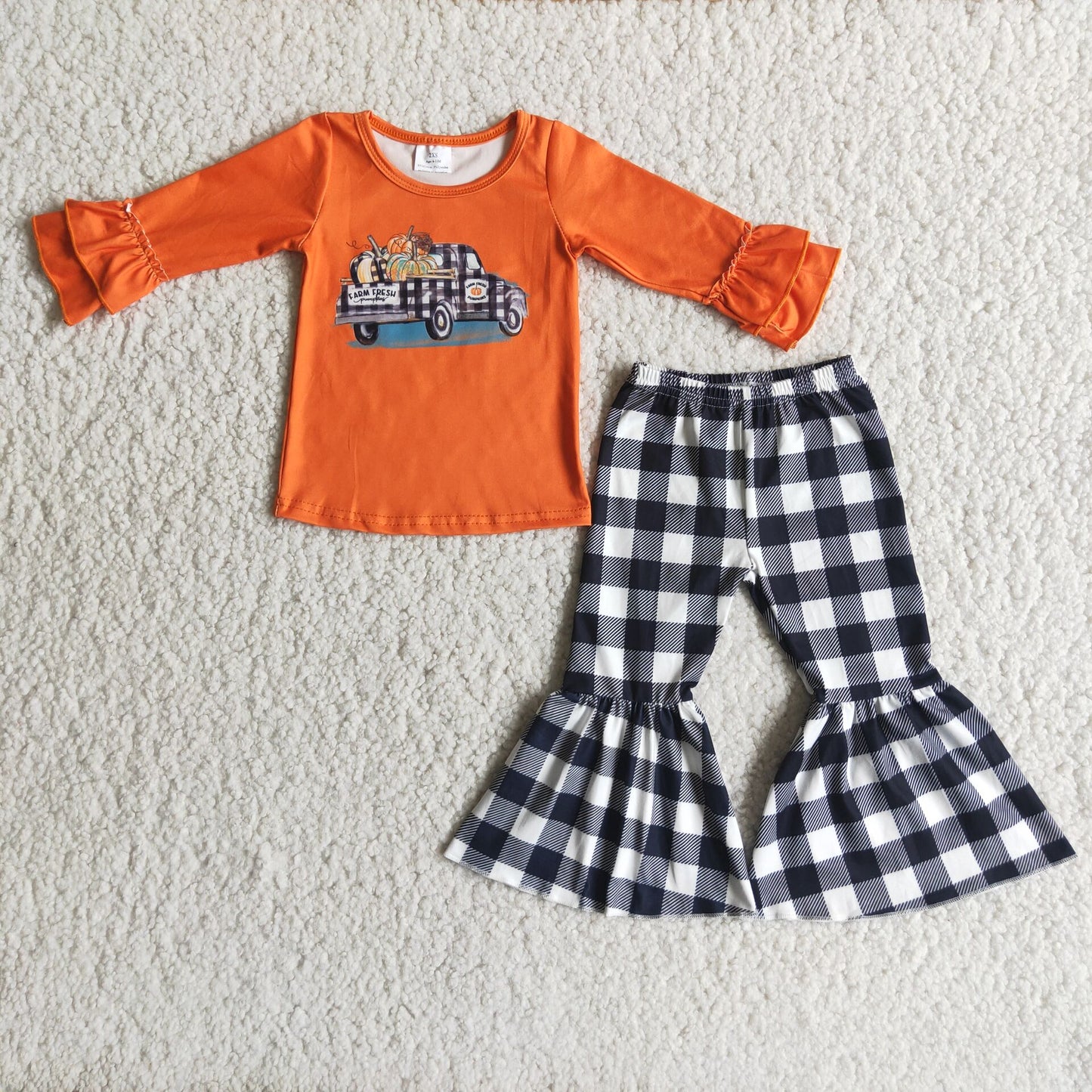 SALES  NEW  Orange pumpkin tractor set