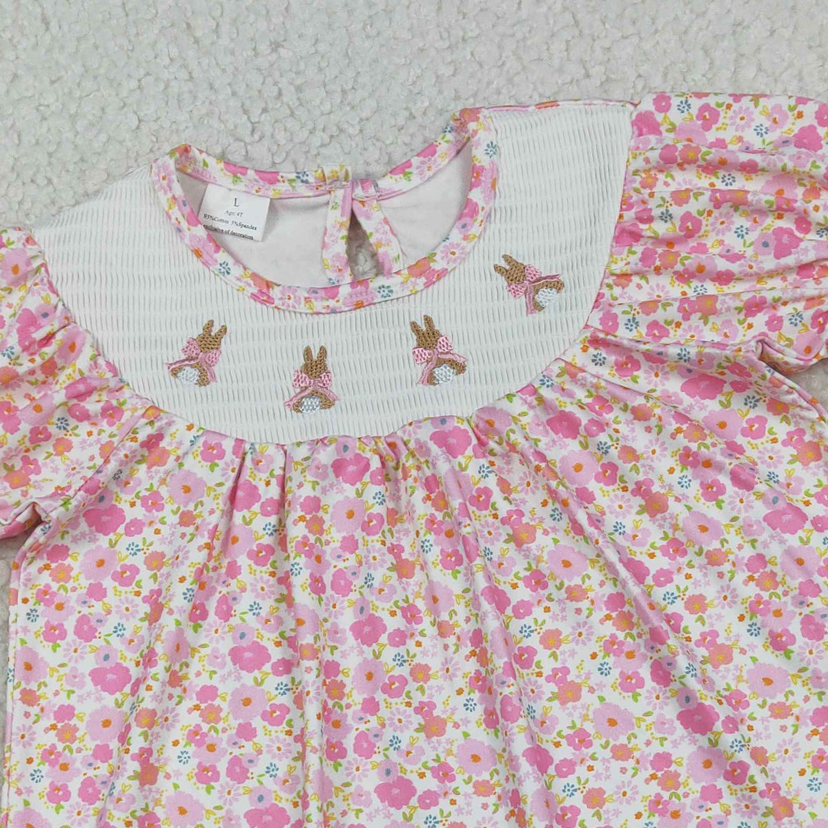 RTS NO MOQ GSD3406 Baby Girls Pink Flowers Easter Dress Smocked Bows Rabbits Knee Length Dress for Spring Summer