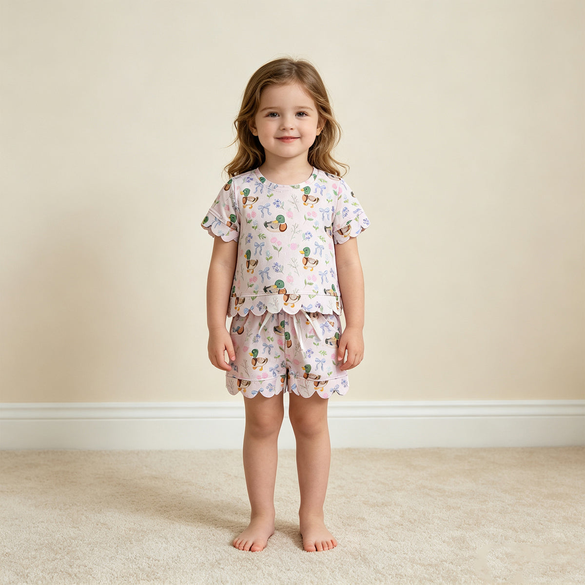 NEW RTS NO MOQ milk silk GSSO3737  Baby Girls Duck Flower Bow Top Scallop Trim Shorts Outfit
