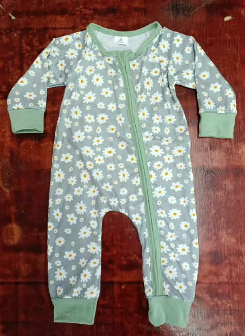 Custom moq 3 eta 6-7weeks Lime green long zip-up romper with daisy pattern