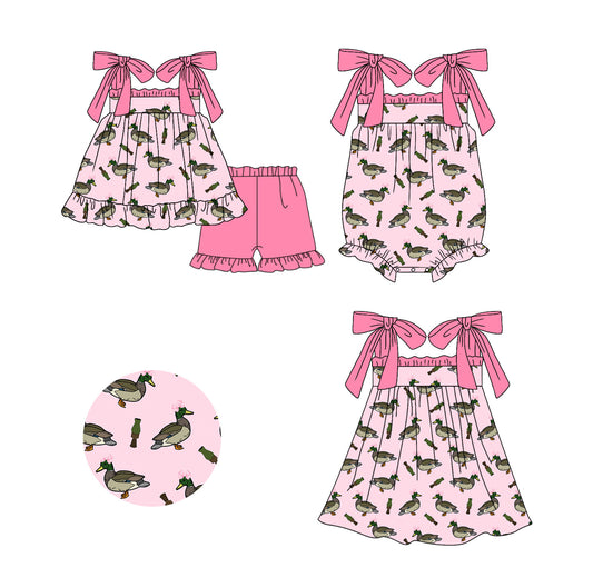 11.26 custom each style moq 5eta 4-6week Sibling Sister duck pink baby girl short sleeve shorts sets and dress and rompers match family design