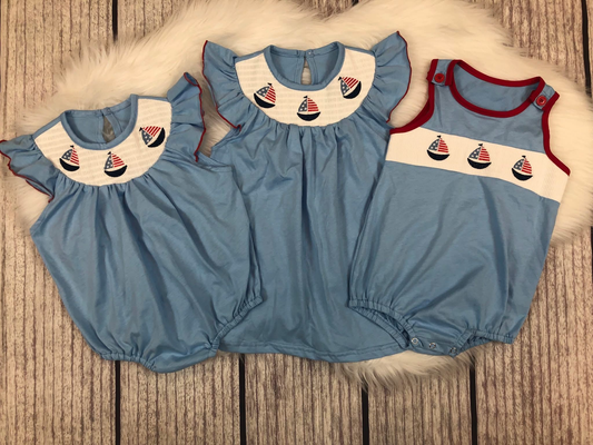 RTS NO MOQ baby girl clothes embroidery smocked 4th of july flag flying-sleeved romper dress