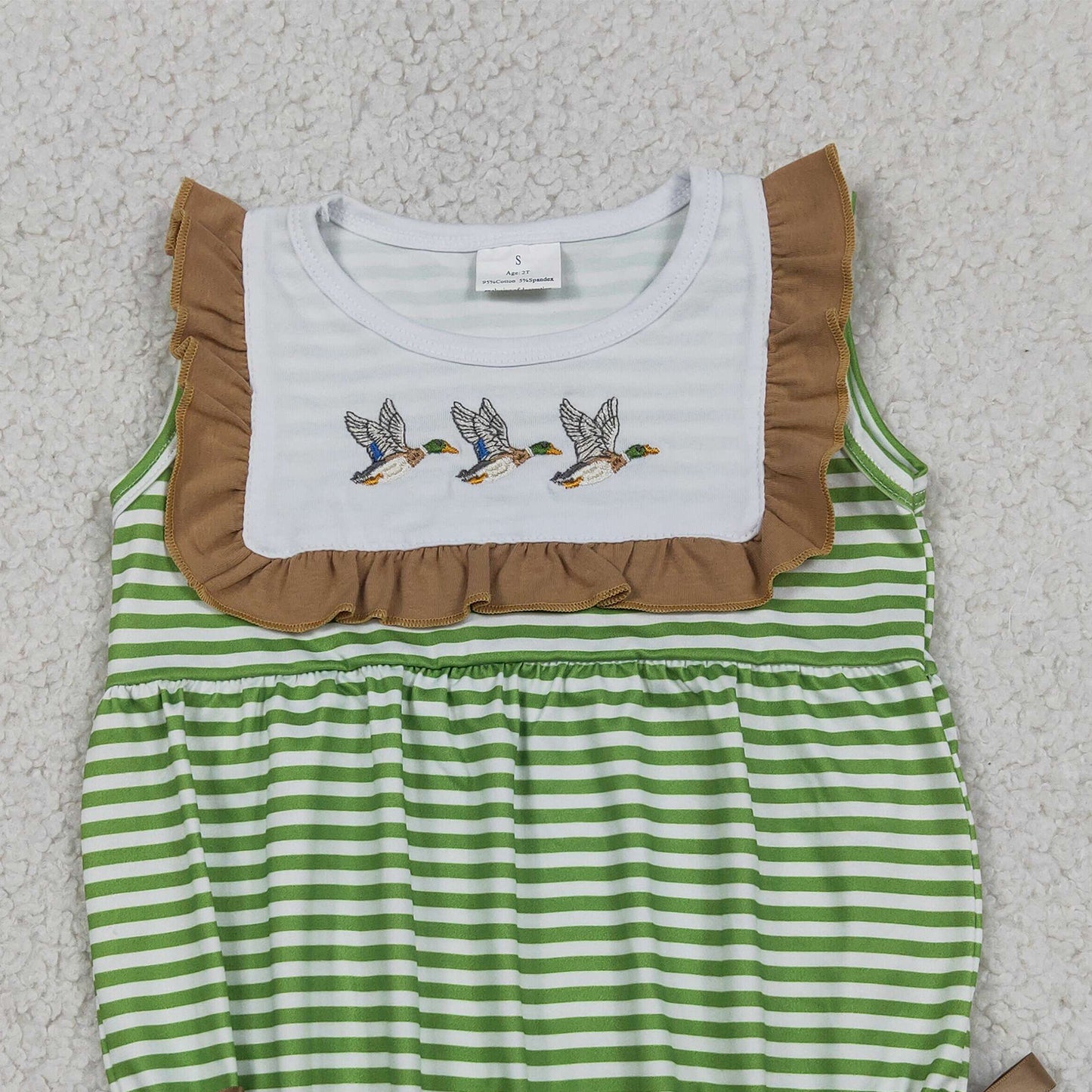 RTS NO MOQ milk silk SR4084 Embroidery Ducks Baby Girls Sleeveless Green Stripe Ruffle Rompers