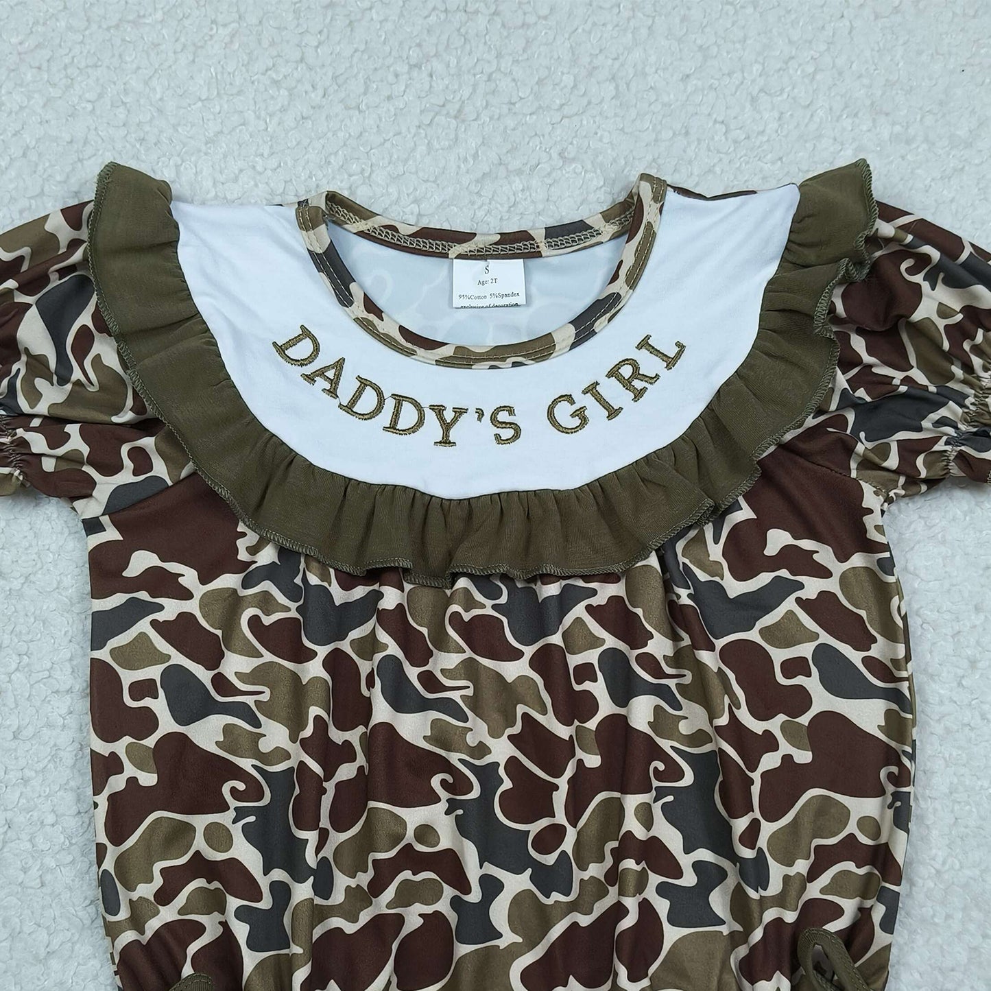 RTS NO MOQ SR3919 Baby Girls Dark Khaki Camo Daddys Girl Embroidery Ruffle Rompers