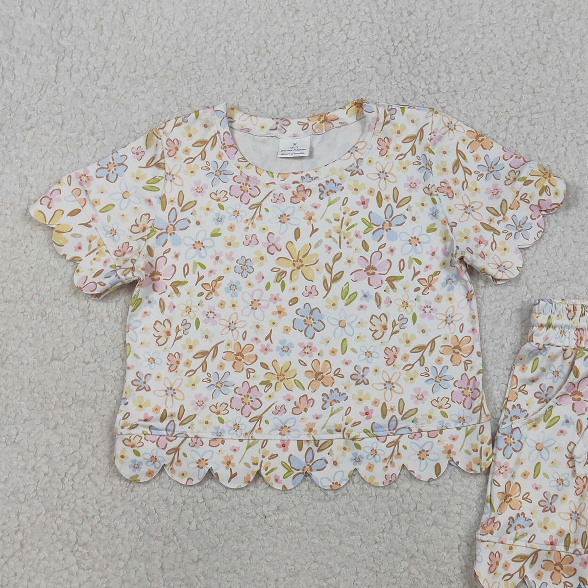 RTS NO MOQ GSSO3268 Baby Girls Short Sleeve Colorful Flowers Top And Shorts Set Scallop Trim Outfit for Little Ones