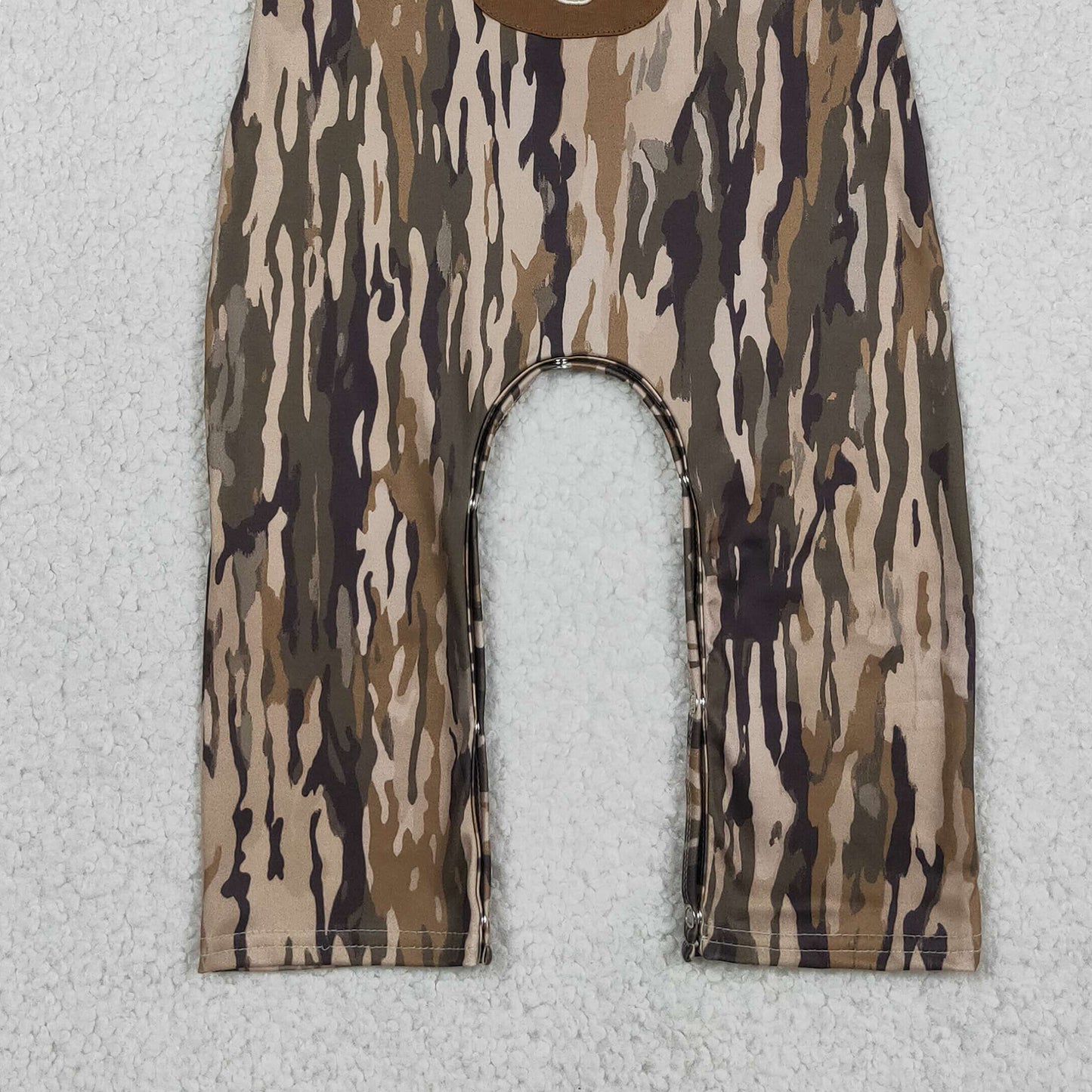 RTS NO MOQ milk silk SR4048 Baby Boys Deer Embroidery Strap Southern Olive Camo Hunting Jumpsuits