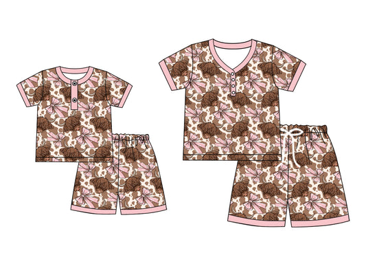 4.19 custom each style moq 5eta 4-6week Sibling Sister alpine cow head bow short sleeve shorts sets and adult sets match design
