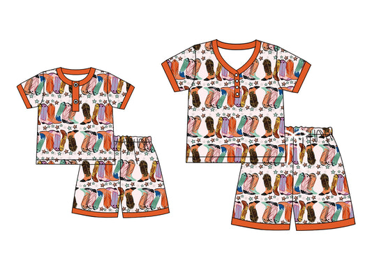 4.25 custom each style moq 5eta 4-6week Sibling Sister boots short sleeve shorts sets and adult sets match design
