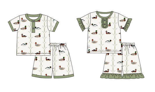 11.1 custom each style moq 5eta 4-6week Sibling Sister duck baby girl short sleeve shorts sets 1 and sets 2 match design