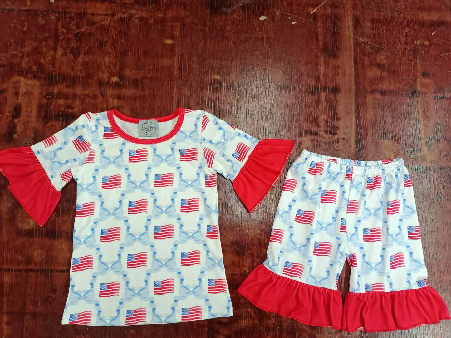 Custom moq 3 eta 6-7weeks baby girls clothes flag short sleeve shorts sets