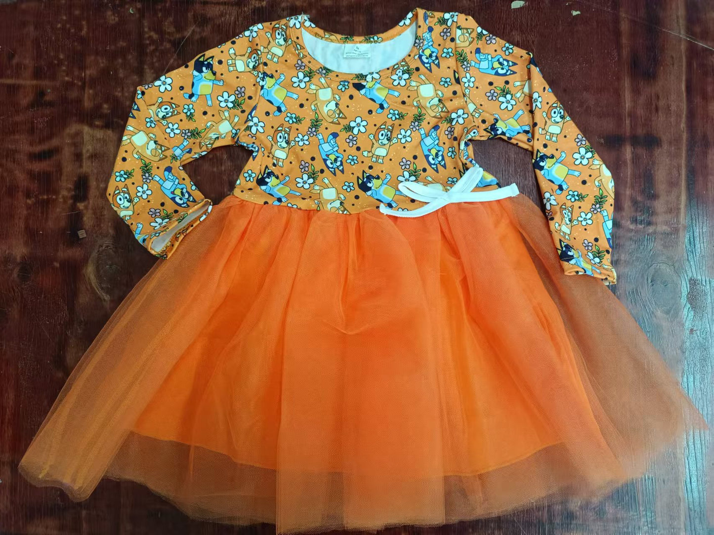 Custom moq 3 eta 6-7weeks Orange long-sleeved dress with flower and puppy pattern