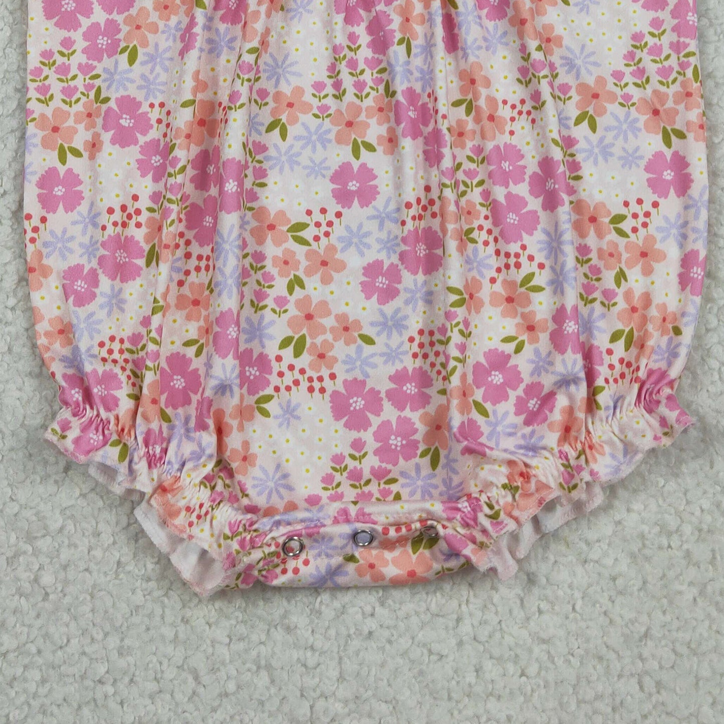 RTS NO MOQ milk silk SR4142 Baby Girls Cute Smocked I Love Dad Colorful Flowers Ruffle Rompers