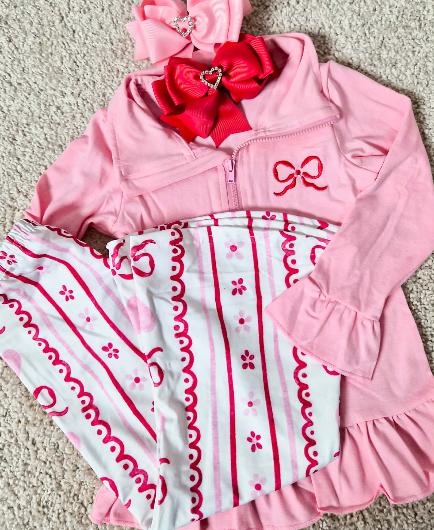RTS NO MOQ（In Stock ) GT1270+P0894 Embroidered Red Bow Pink Lace Zipper Long-Sleeve Top Heart Pants set-GLP2934