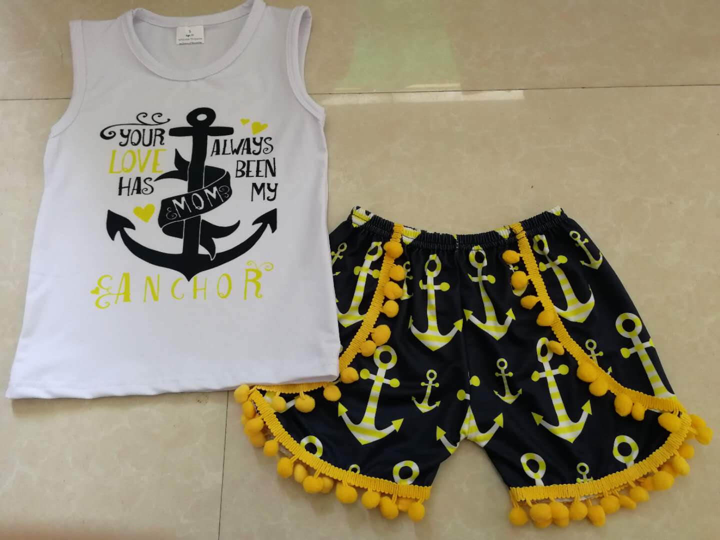 Arrow Boat Spear Summer White Top and Shorts