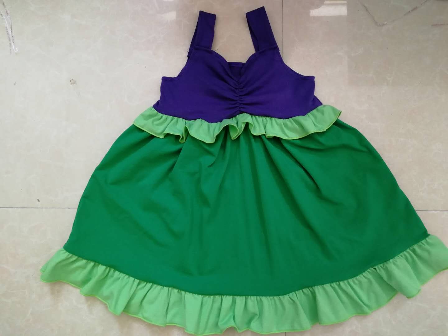 Summer solid color large hem skirt