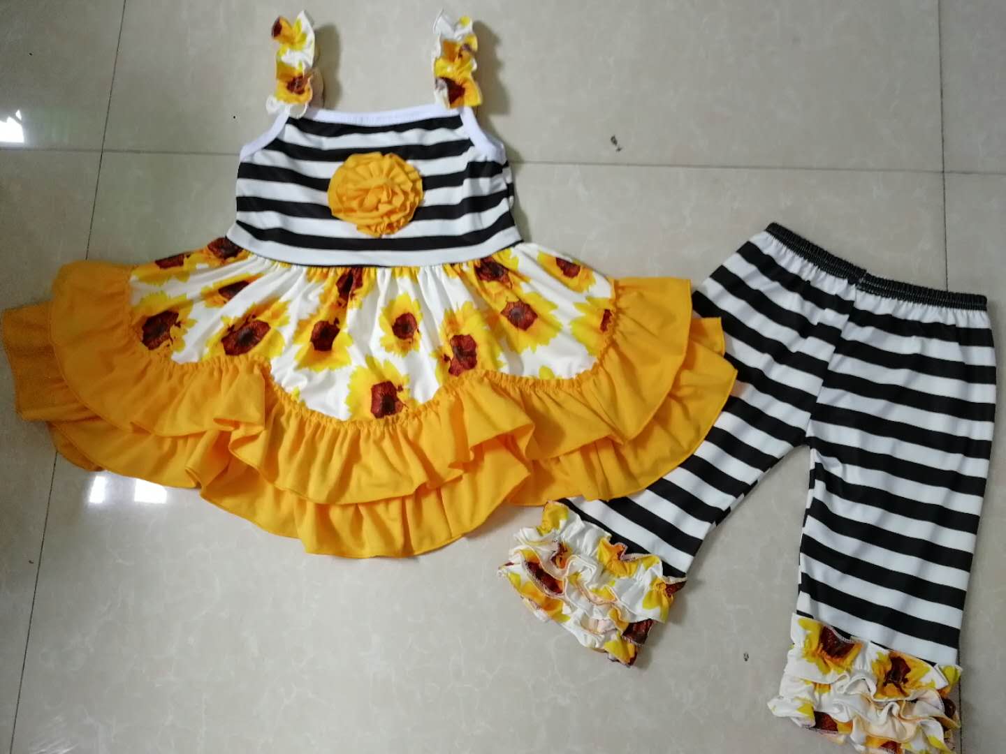 sunflower suit short sleeve trousers suit