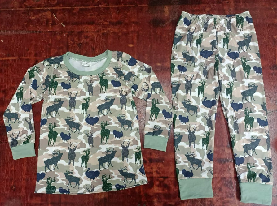 Custom moq 3 eta 6-7weeks Dark Green Elk Pattern Brown Camouflage Long Sleeve Suit