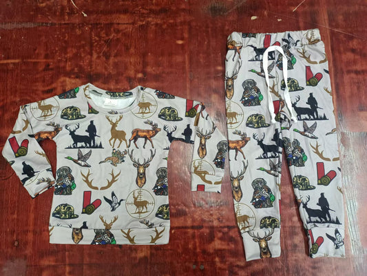 Custom moq 3 eta 6-7weeks Grey long-sleeved suit with elk-hunter pattern
