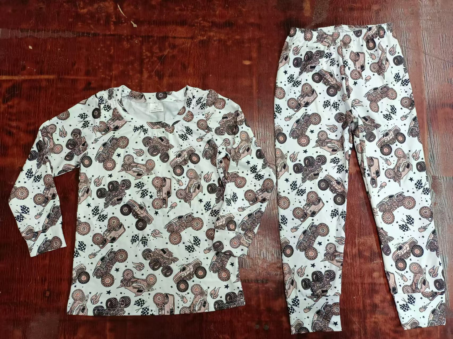 Custom moq 3 eta 6-7weeks Brown SUV White Long Sleeve Suit
