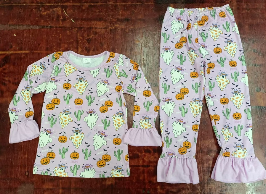 Custom moq 3 eta 6-7weeks Light purple long-sleeved trouser suit with pumpkin, cactus and ghost pattern