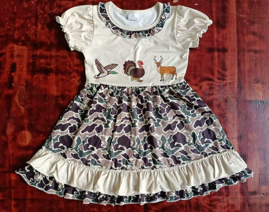 Custom moq 3 eta 6-7weeks Off-white and brown leopard print short-sleeved dress with duck, turkey and elk pattern