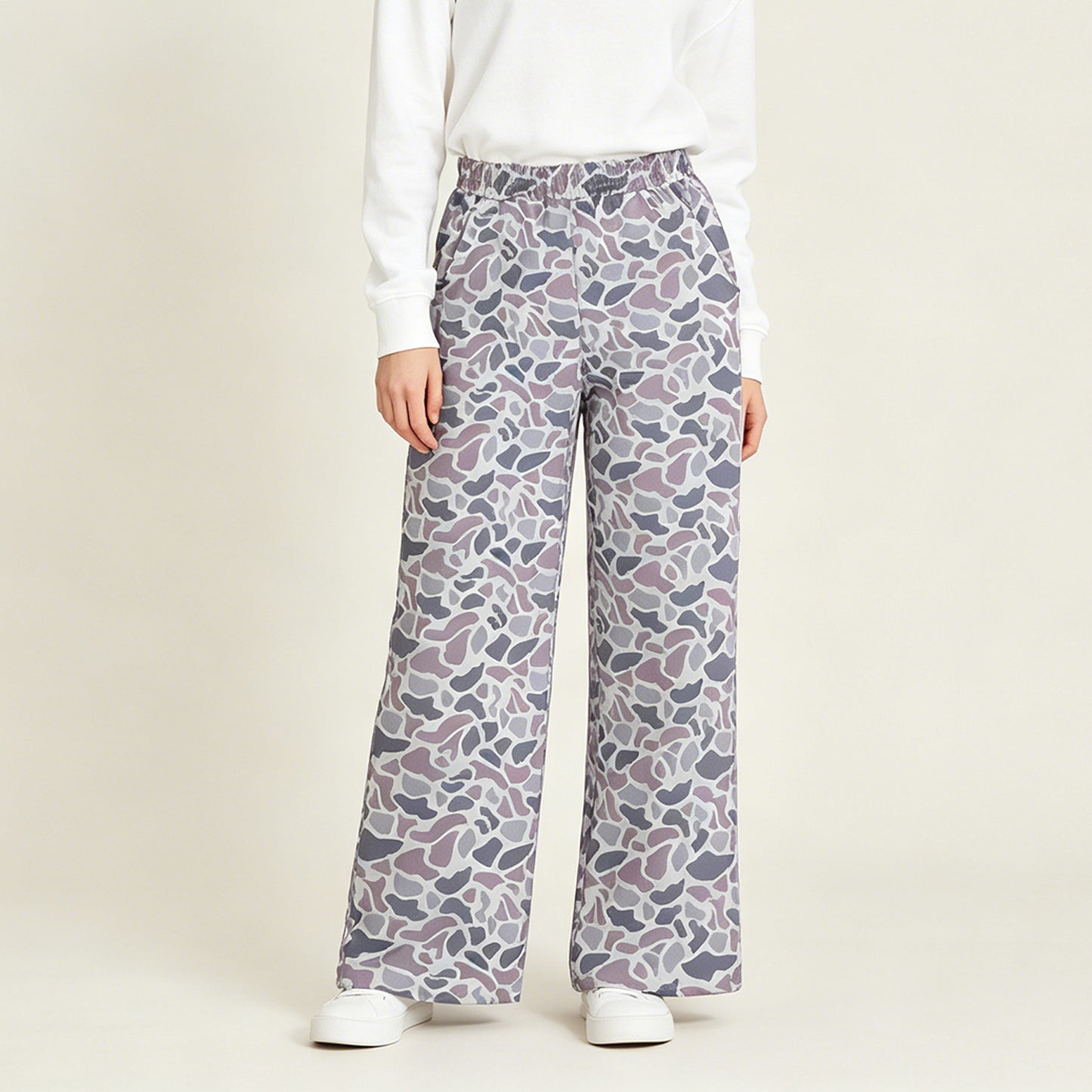RTS NO MOQ milk silk P0994 Adult Women's Grey Camo Printed Straight Pants With Pockets