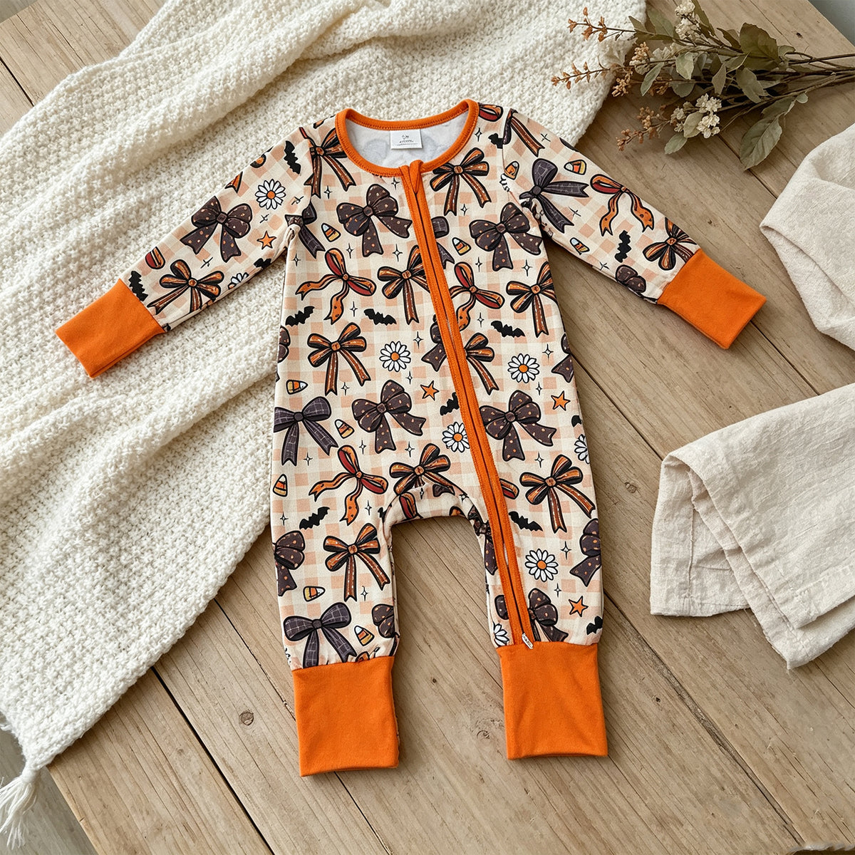 NEW RTS NO MOQ milk silk LR3161 Baby Girls Halloween Candy Bow Floral Print Two Way Zip Front Convertible Romper