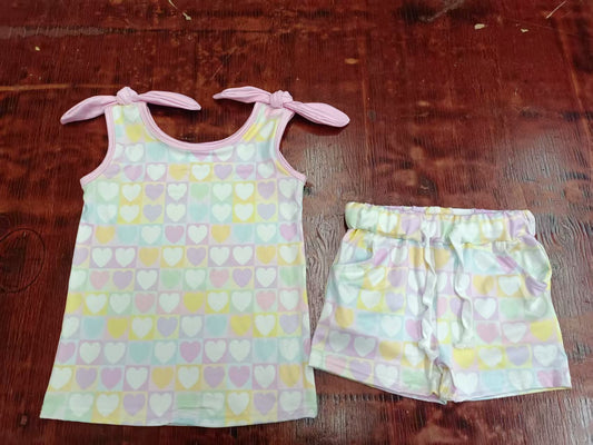 Custom moq 3 eta 6-7weeks baby girls clothes love suspender shorts sets