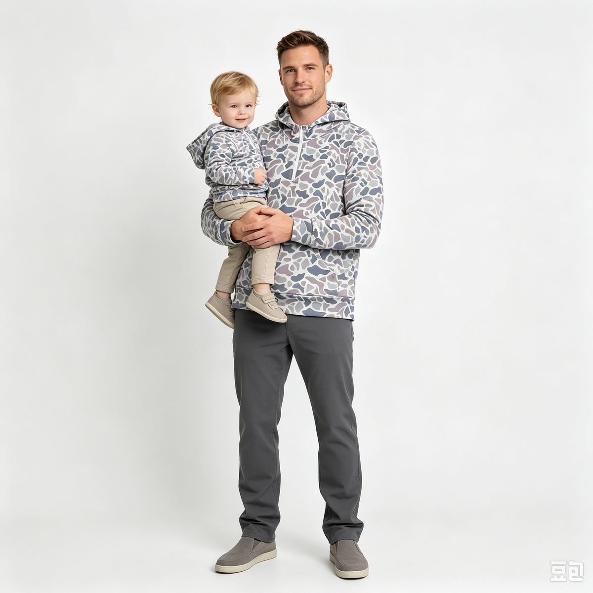 RTS NO MOQ Sibling milk silk Adult To Match Kids Grey Camo Long Sleeve Zip Pocket Hoodies Casual Tops