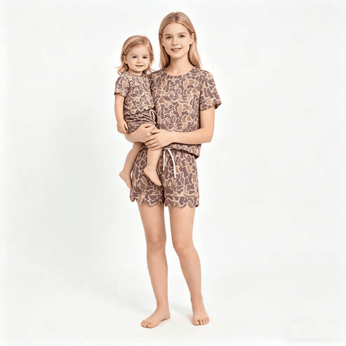 RTS NO MOQ Sibling  Mom And Me Camo Top Scallop Shorts Outfit With Pockets