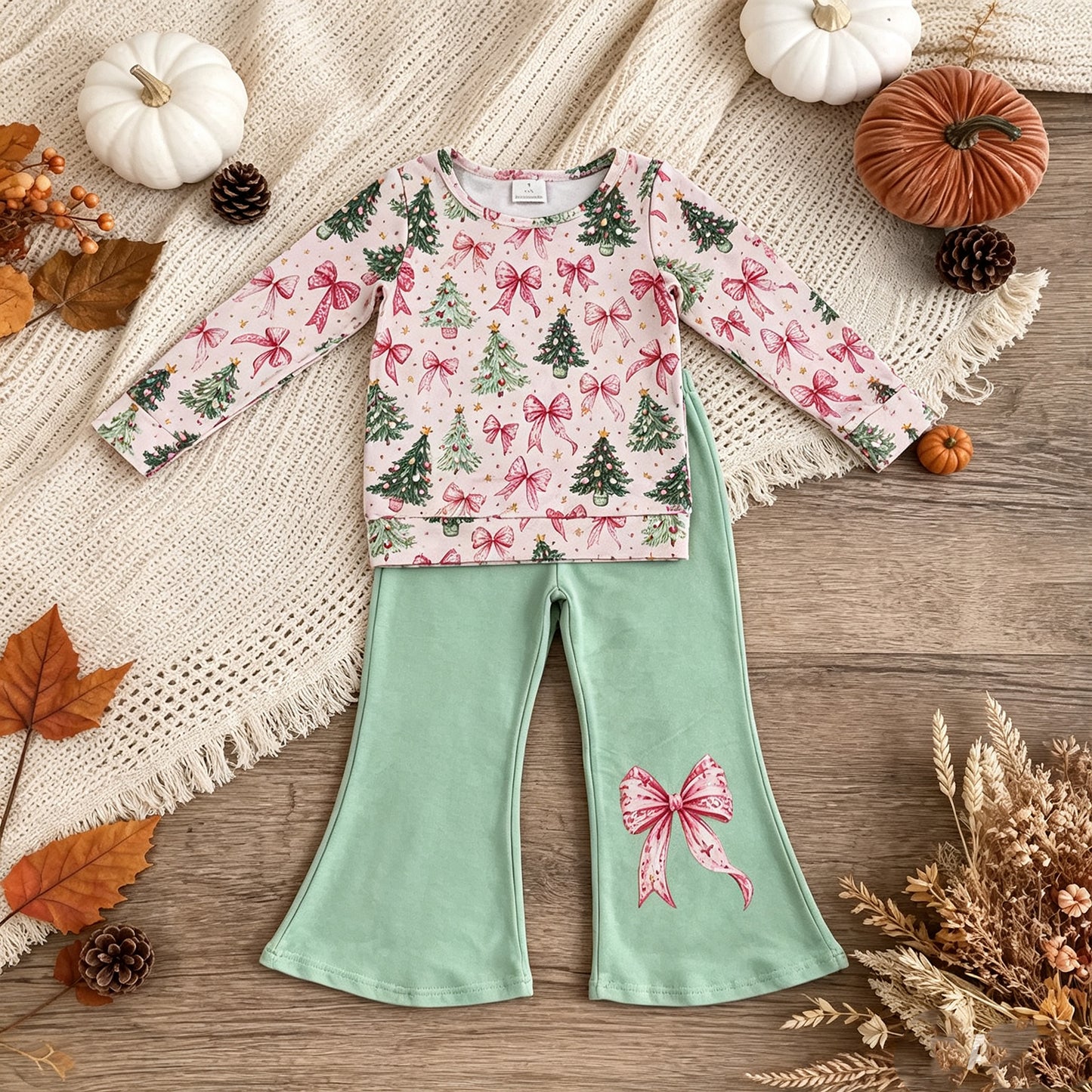 NEW RTS NO MOQ milk silk GLP3539 Baby Girls Christmas Tree Bow Print Long Sleeve Top Flare Pants Christmas Casual Outfit