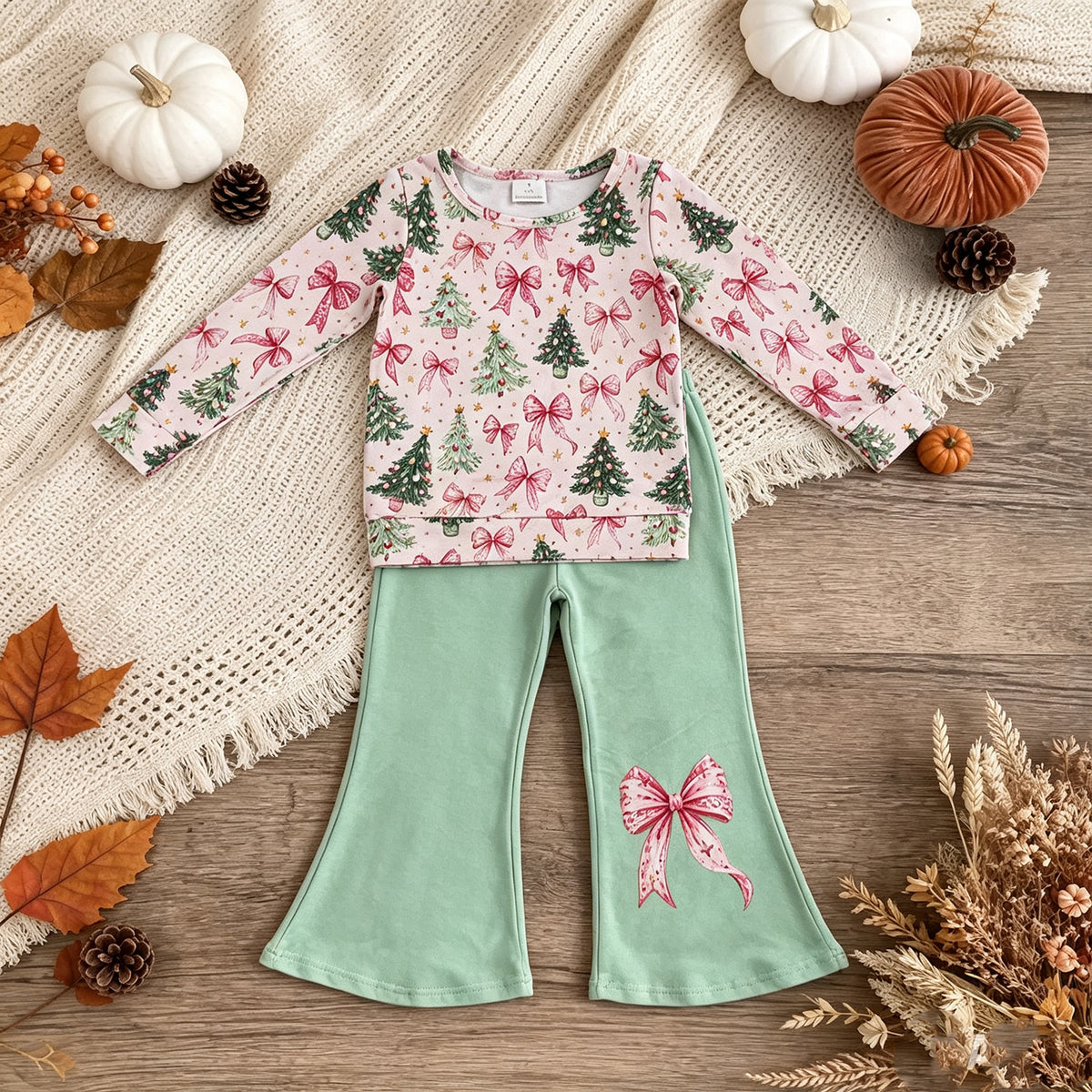 NEW RTS NO MOQ milk silk GLP3539 Baby Girls Christmas Tree Bow Print Long Sleeve Top Flare Pants Christmas Set