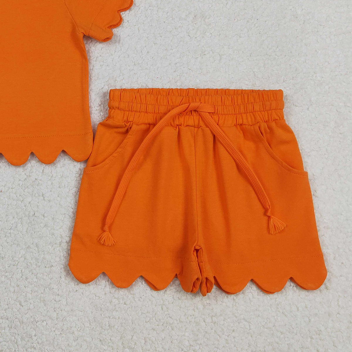 RTS NO MOQ GSSO3178 Baby Girls Orange Shirt Top with Scallop Trim And Short Orange Shorts Outfit Set for Spring Summer