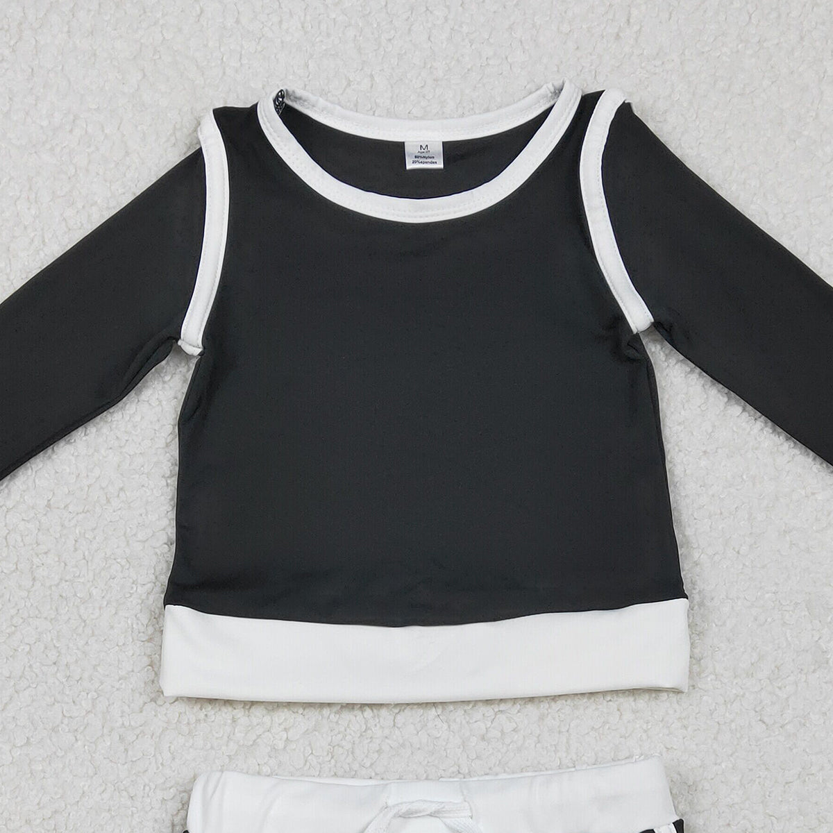 RTS NO MOQ GLD1481 Baby Girls Black Long Sleeve Top with Skirt And Shorts Yoga Active Wear Clothing Set for Kids