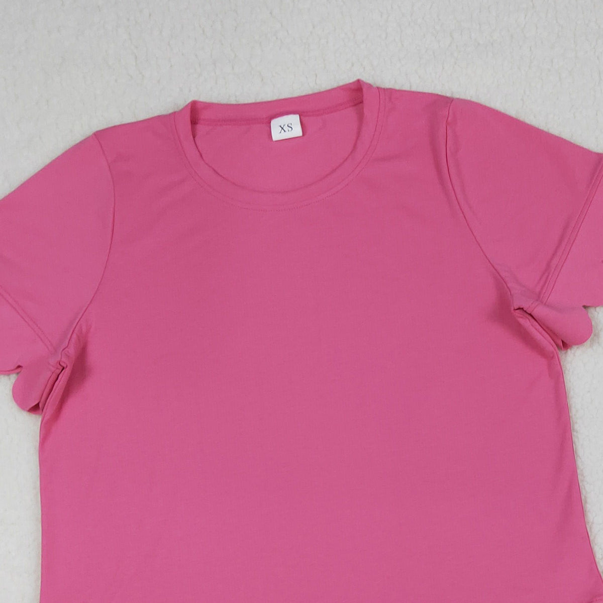 RTS NO MOQ GSSO3204 Adult Women's Hot Pink Short Sleeve Shirt And Scallop Shorts Set Top And Bottom Outfit