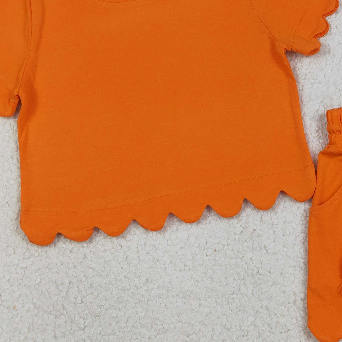 RTS NO MOQ GSSO3178 Baby Girls Orange Shirt Top with Scallop Trim And Short Orange Shorts Outfit Set for Spring Summer