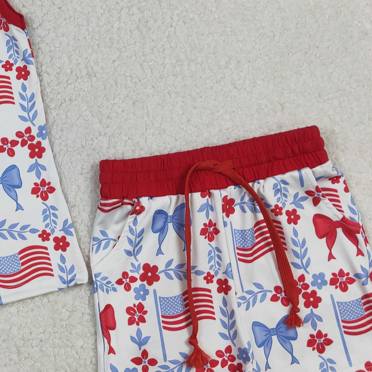 RTS NO MOQ GSSO3094 Baby Girls 4th of July Outfit Set with Red Blue Flowers Top And Short Pockets Casual Clothing